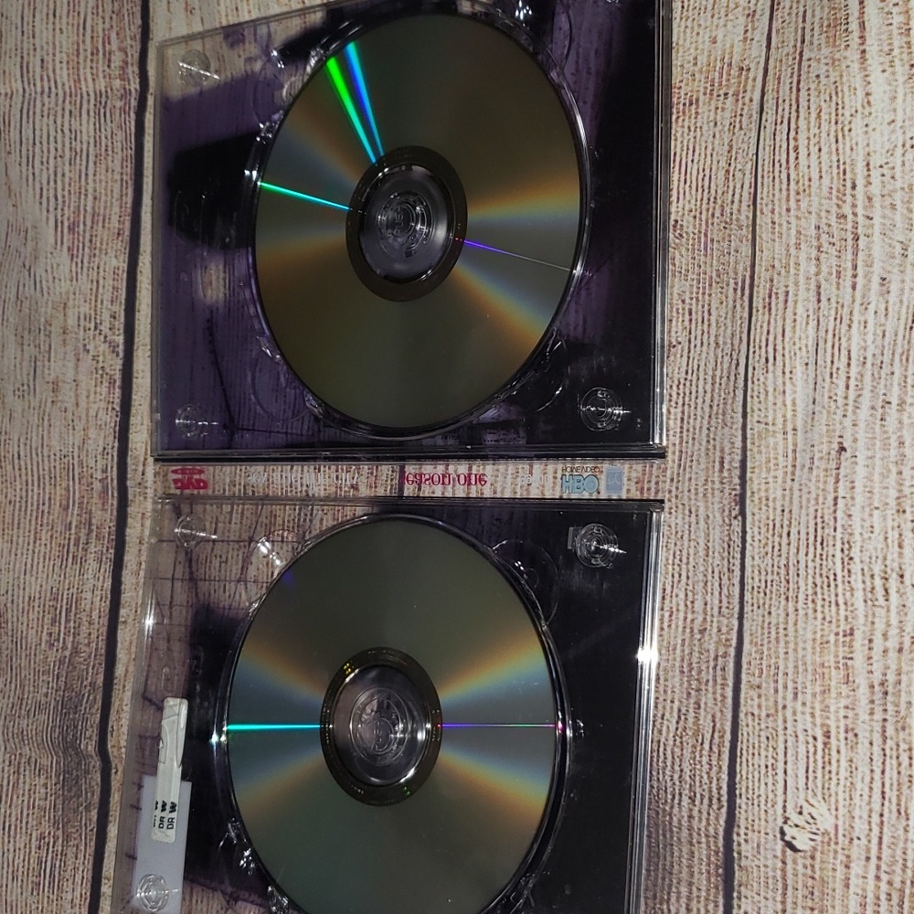 Multiple DVD's - Picture 5 of 9